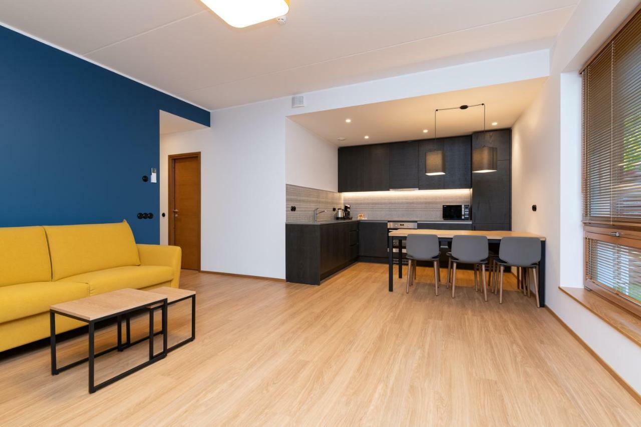 Self-Check-In 2 Bedroom Apartment With A Terrace And Free Parking ทาลลินน์ ภายนอก รูปภาพ